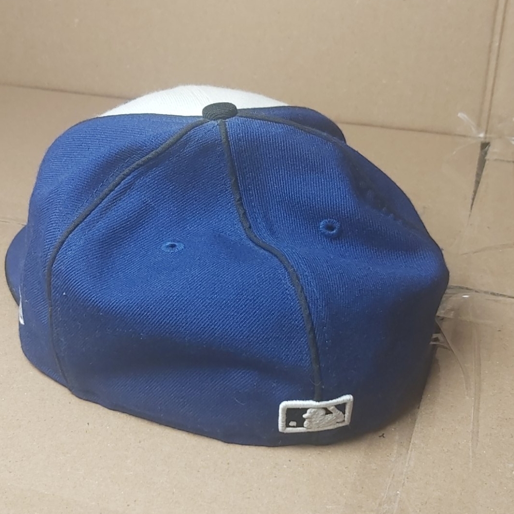 Baseball Cap - Picture 2 of 6